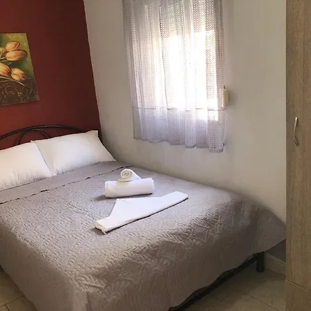 Eudokia Hotel apartamentowy Sarti
