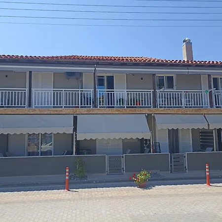 アパートホテル Eudokia 3*