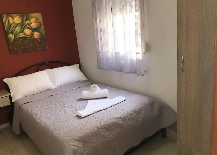 Eudokia 公寓式酒店 萨尔蒂